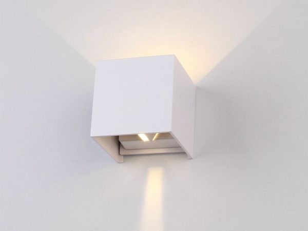 Aplique Led Cuadrado Exterior Ip54 Blanco 5w Calido 3000k Modelo Shaula - Imagen 2
